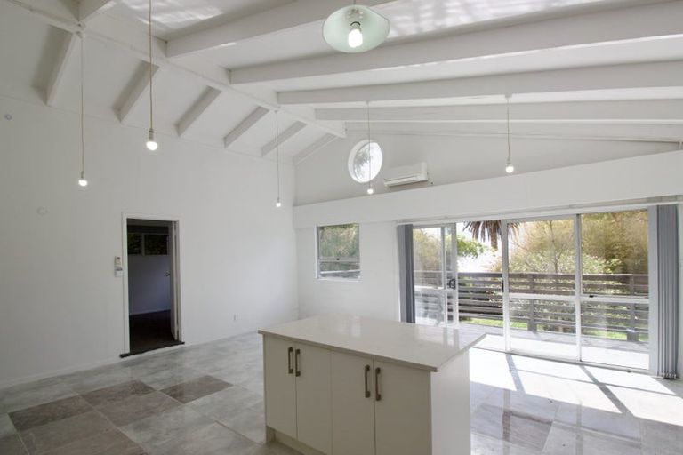 Photo of property in 475 Whangaparaoa Road, Stanmore Bay, Whangaparaoa, 0932
