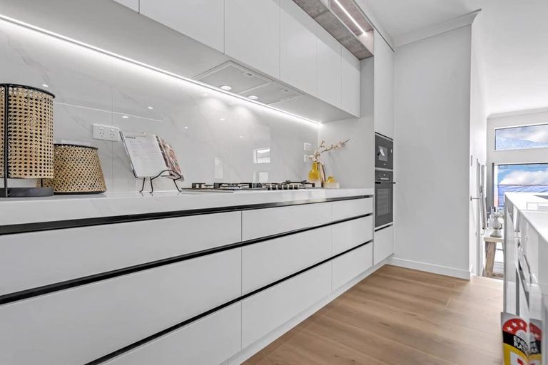 Photo of property in 63 Koromeke Street, Flat Bush, Auckland, 2019