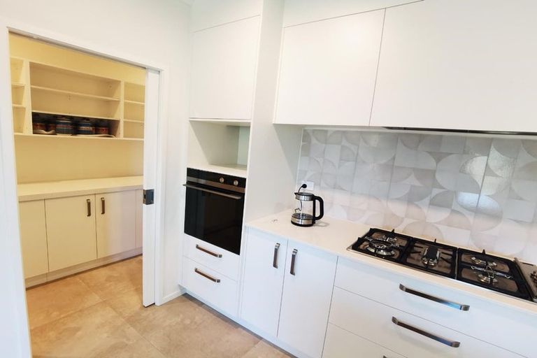 Photo of property in 45r Saint Regis Way, Bethlehem, Tauranga, 3110