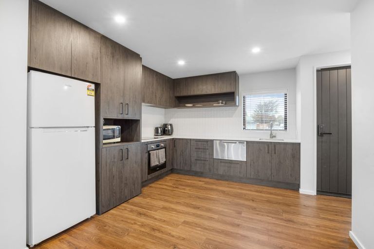 Photo of property in 17/27 New Brighton Road, Shirley, Christchurch, 8061