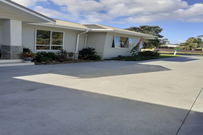 Photo of property in 6 Kagan Avenue, Mangawhai, 0505