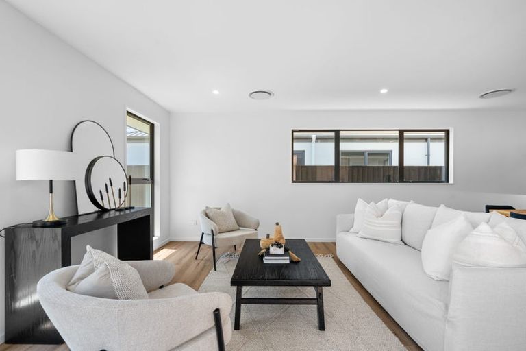 Photo of property in 7 Grebe Place, Wigram, Christchurch, 8042