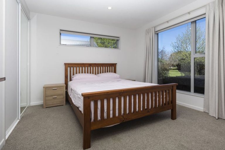 Photo of property in 3 Glenbarr Lane, Broomfield, Christchurch, 8042