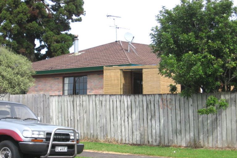 Photo of property in 2 Septimus Place, Henderson, Auckland, 0612