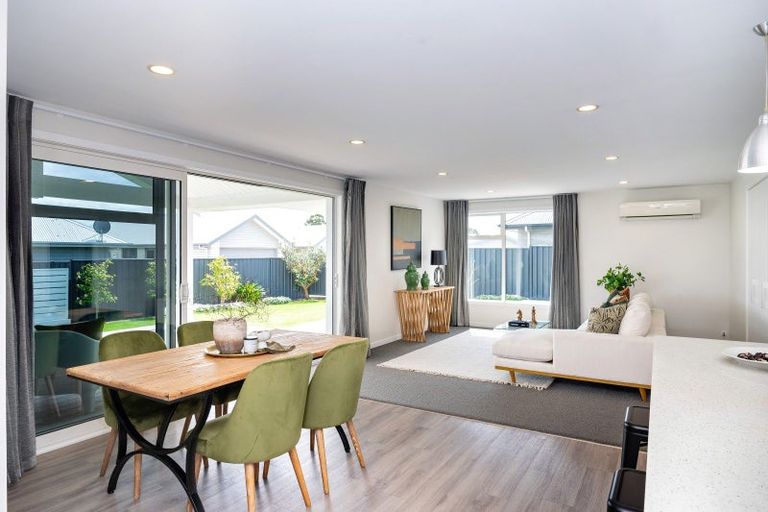 Photo of property in 9 Whakatomo Place, Havelock North, 4130