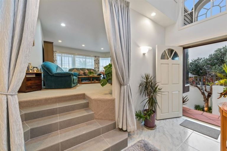 Photo of property in 1/207 Oceanbeach Road, Mount Maunganui, 3116