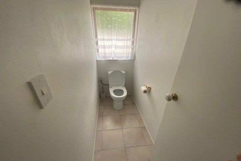 Photo of property in 1/7 Endymion Place, Half Moon Bay, Auckland, 2012