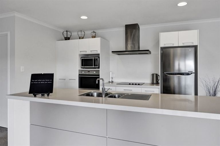 Photo of property in 11 Rawiri Drive, Bell Block, New Plymouth, 4312