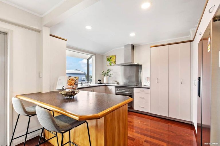 Photo of property in 44 Penzance Road, Mairangi Bay, Auckland, 0630