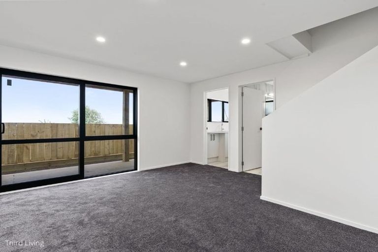 Photo of property in 51 Kirikiri Drive, Papakura, 2110