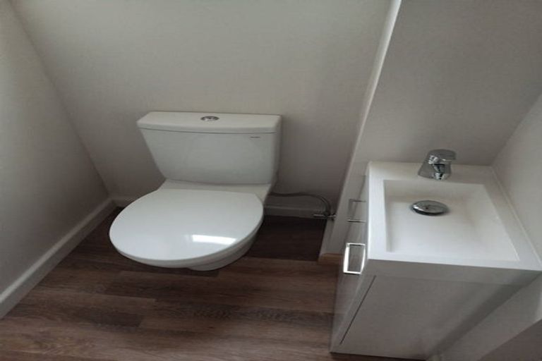 Photo of property in 25 Crownhill Street, Spotswood, New Plymouth, 4310