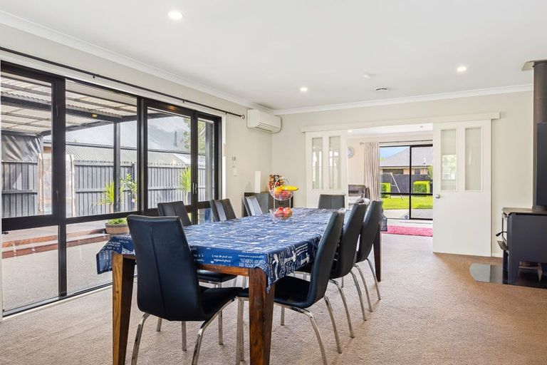 Photo of property in 100 Courtenay Drive, Kaiapoi, 7630