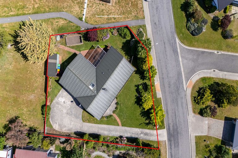 Photo of property in 23 Whitby Street, Clyde, 9330