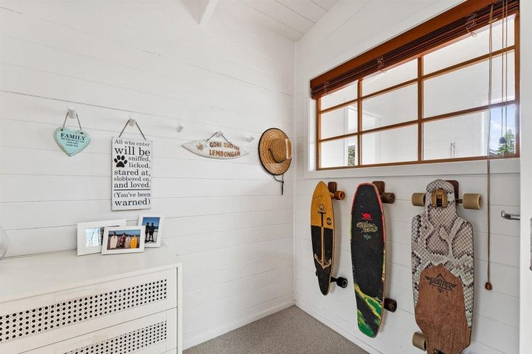 Photo of property in 25 Esme Grove, Omaha, 0986
