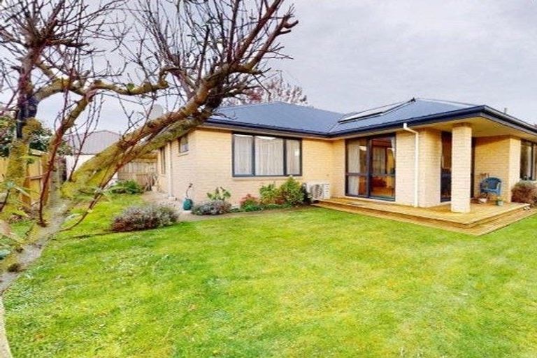 Photo of property in 17 Bowen Street, Rakaia, 7710