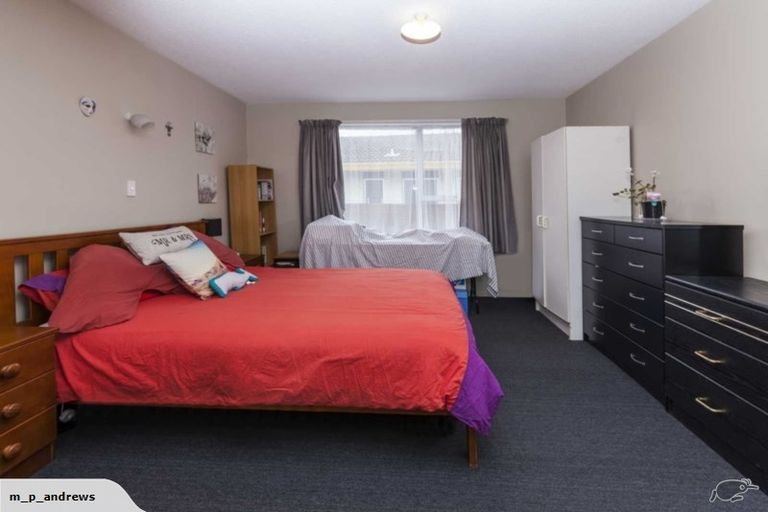 Photo of property in 41 Oldwood Street, Bishopdale, Christchurch, 8053