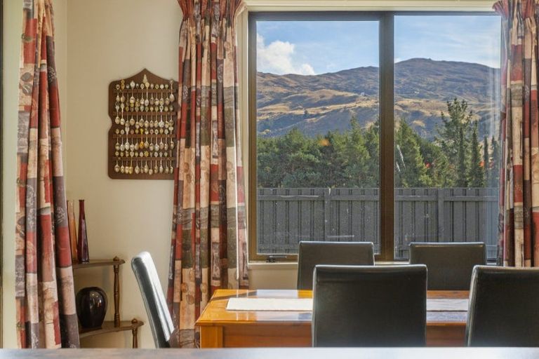 Photo of property in 82 Waenga Drive, Cromwell, 9310