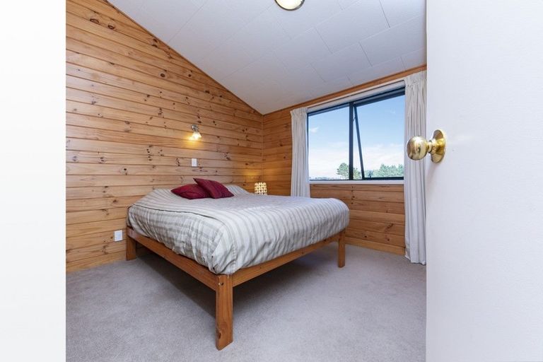 Photo of property in 280a Rimmer Road, Helensville, 0875