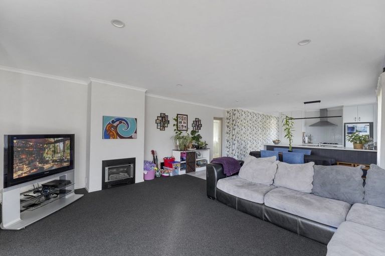 Photo of property in 2 Olivias Place, Stoke, Nelson, 7011