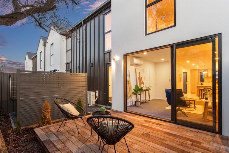 Photo of property in 2/485 Manchester Street, St Albans, Christchurch, 8014