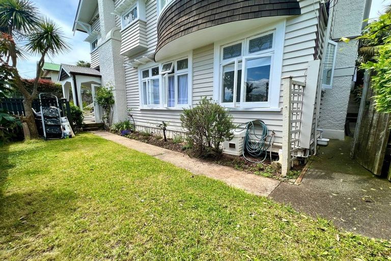 Photo of property in 8 Macky Avenue, Devonport, Auckland, 0624