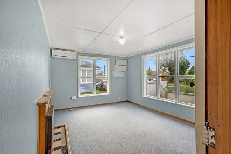 Photo of property in 61 Hillary Crescent, Maraenui, Napier, 4110