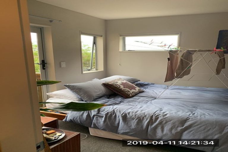 Photo of property in 100e Karepa Street, Brooklyn, Wellington, 6021