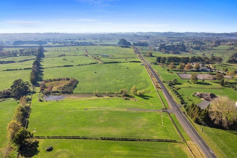 Photo of property in 84 Hall Road, Rangiriri, Te Kauwhata, 3782