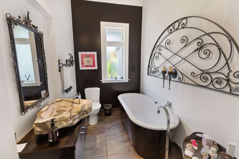 Photo of property in 13 Milne Street, Marton, 4710