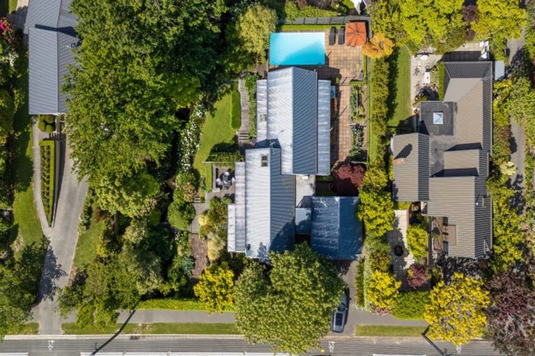 Photo of property in 166 Ilam Road, Ilam, Christchurch, 8041