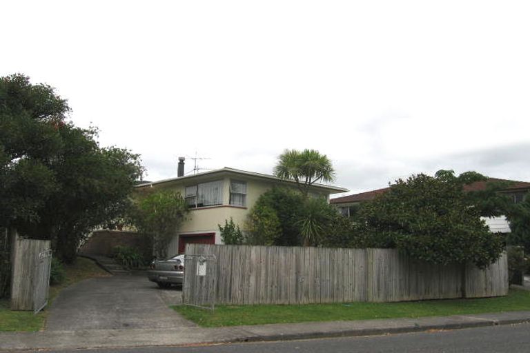 Photo of property in 32 Flaxdale Street, Birkdale, Auckland, 0626
