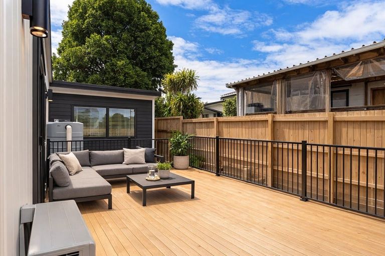 Photo of property in 4a Daphne Street, Kelston, Auckland, 0602