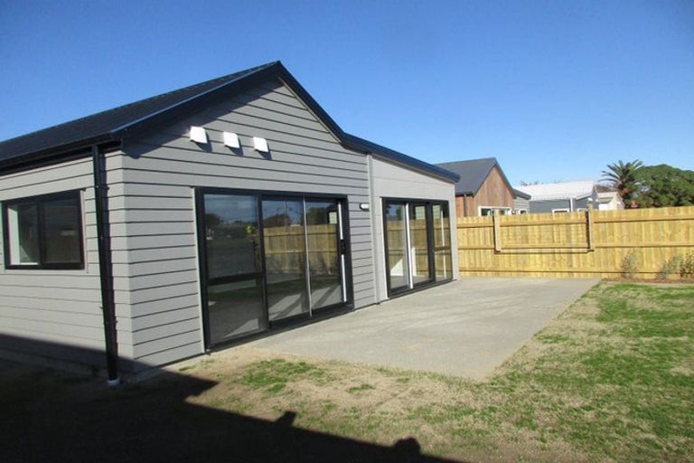 Photo of property in 30 Koru Loop, Paraparaumu, 5032
