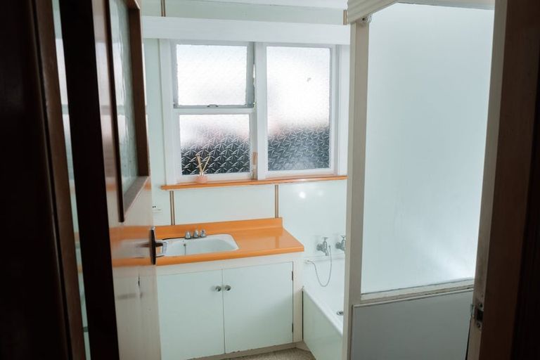 Photo of property in 22 Shakespeare Street, Milton, 9220