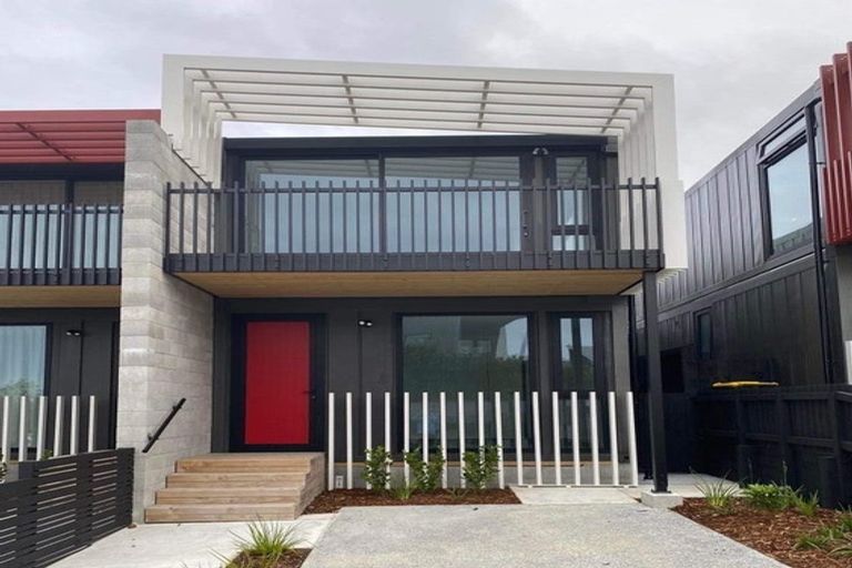 Photo of property in 13 Nugget Avenue, Hobsonville, Auckland, 0616