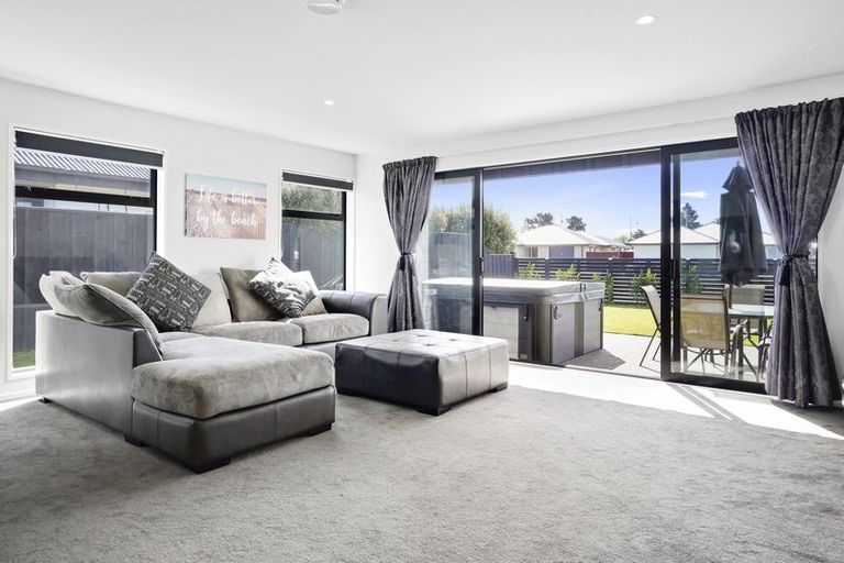 Photo of property in 13 Aroha Street, Pegasus, 7612