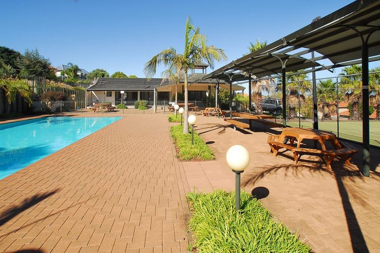 Photo of property in 4 Serene Place, Gulf Harbour, Whangaparaoa, 0930