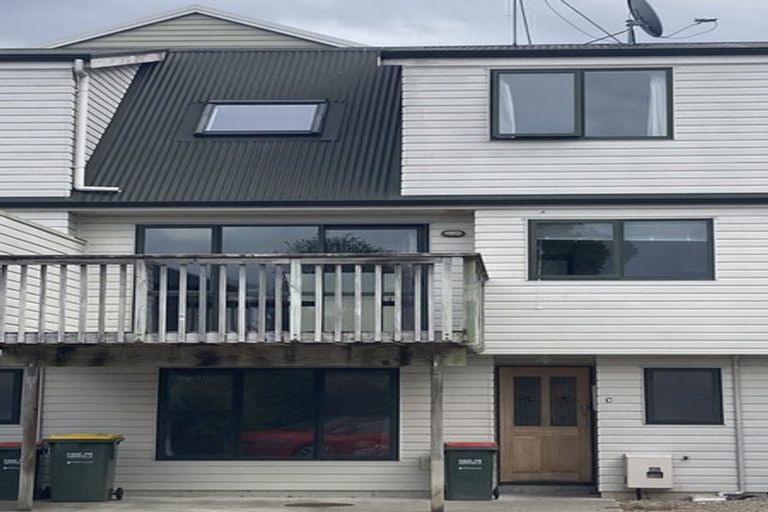 Photo of property in 5c Snead Place, Hamilton East, Hamilton, 3216