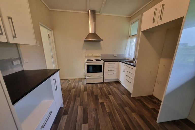 Photo of property in 19 Ruapehu Street, Castlecliff, Wanganui, 4501