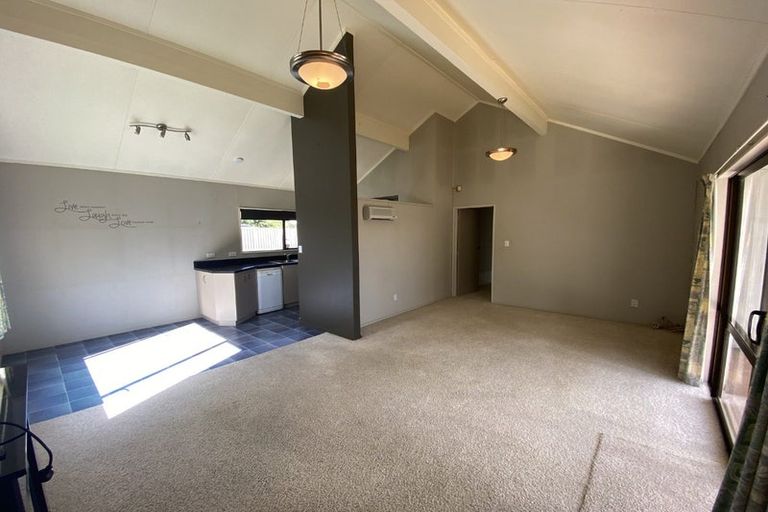 Photo of property in 3 Perry Crescent, Greenmeadows, Napier, 4112