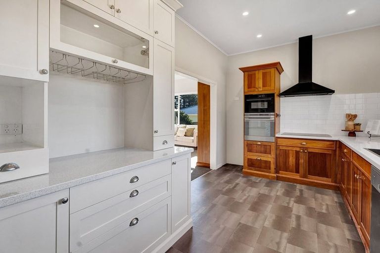 Photo of property in 39 Maire Street, Inglewood, 4330