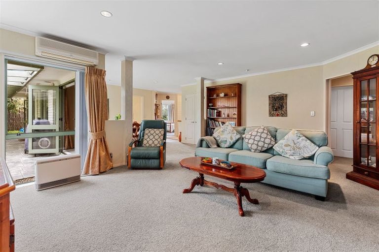 Photo of property in 34 Santa Monica Drive, Papamoa Beach, Papamoa, 3118