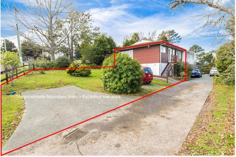 Photo of property in 1/43 Don Buck Road, Massey, Auckland, 0614