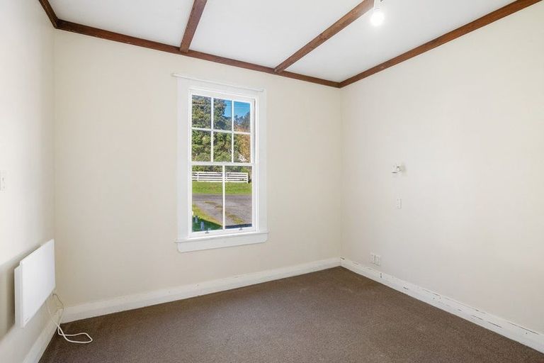 Photo of property in 70a Valley Road, Paraparaumu, 5032