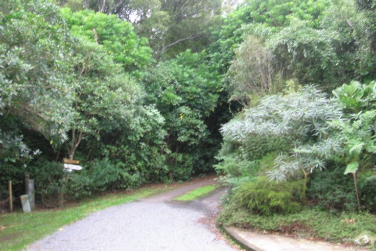 Photo of property in 23a Kakariki Grove, Waikanae, 5036