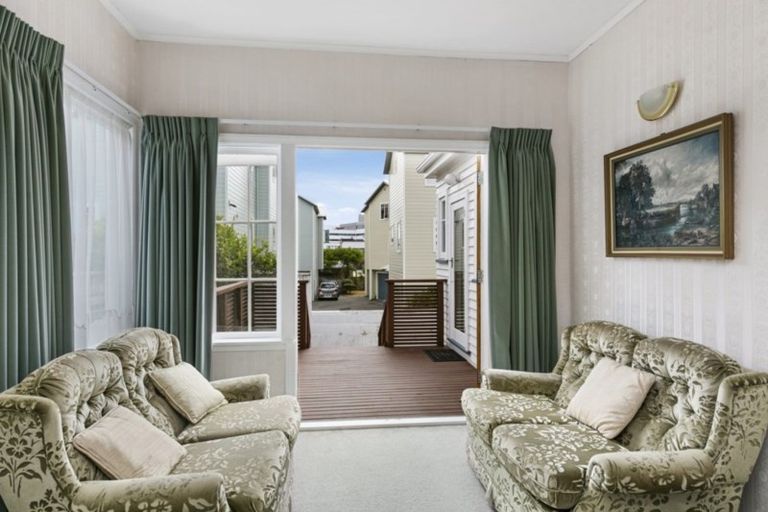 Photo of property in 12 Colombo Street, Newtown, Wellington, 6021