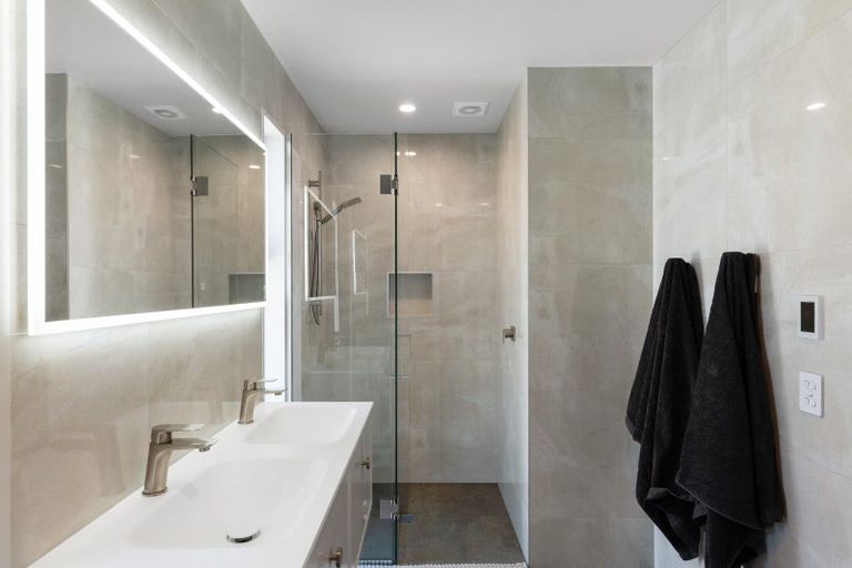 Photo of property in 13 Barnfields Close, Halswell, Christchurch, 8025