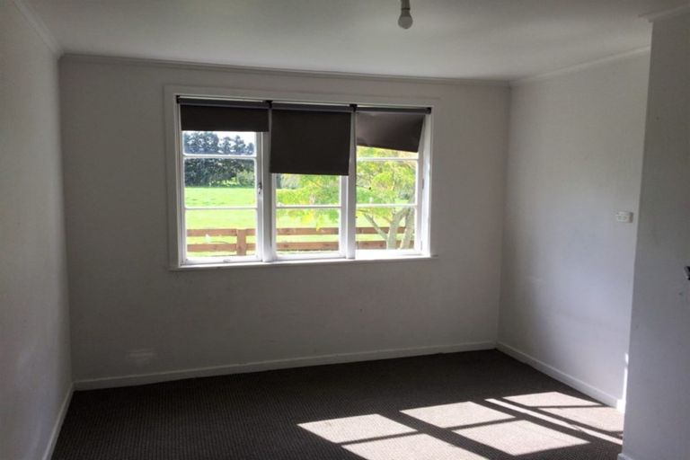 Photo of property in 265 Glenbrook Beach Road, Glenbrook, 2681