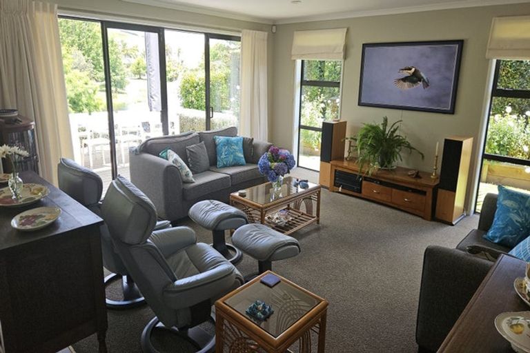 Photo of property in 5 Admiralty Drive, Haruru, 0204