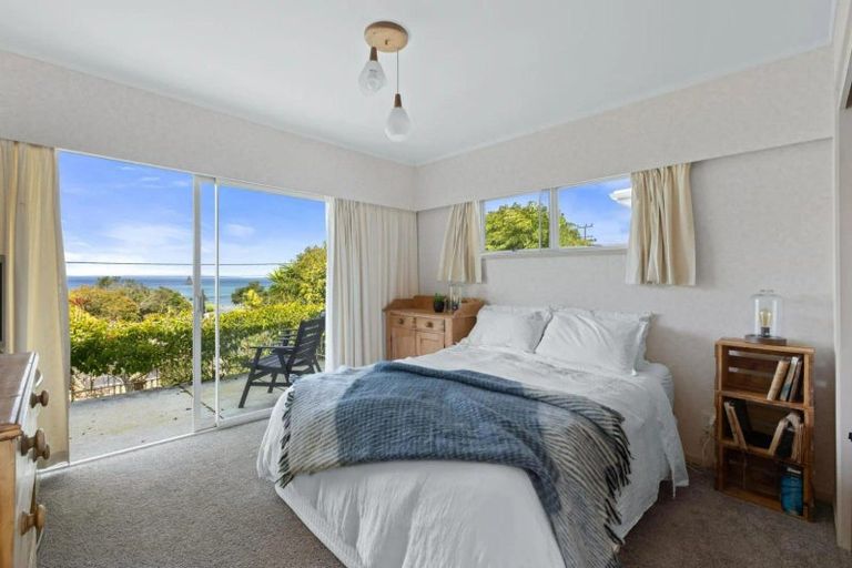 Photo of property in 1068 Whangaparaoa Road, Tindalls Beach, Whangaparaoa, 0930